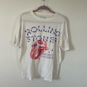 American Eagle Outfitters White Graphic Tee